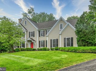 400 Barclay Rd, Bryn Mawr, PA 19010