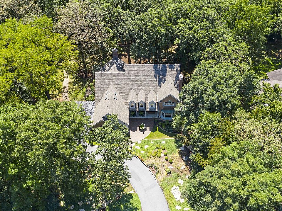 4N555 Hidden Oaks Rd, St Charles, IL 60175 | Zillow