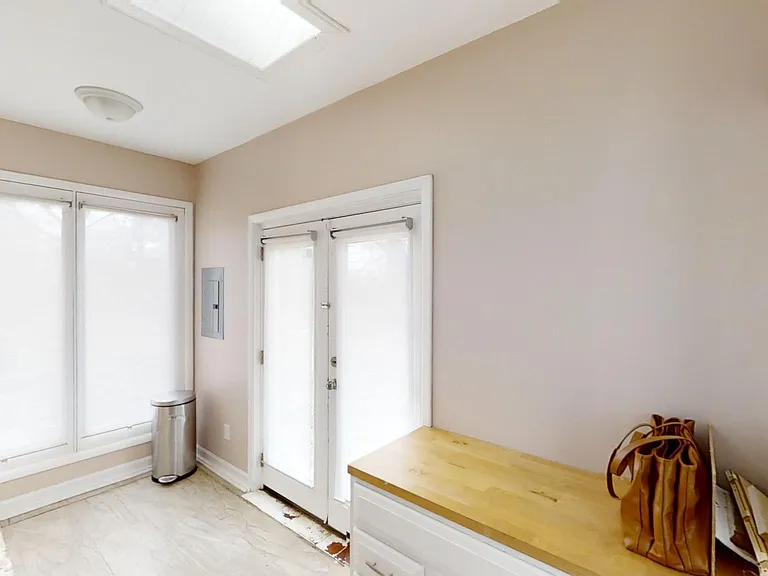 6708 N Walnut St — Photo 8