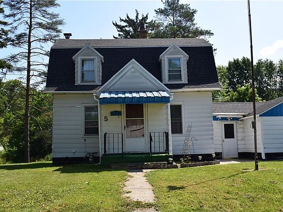 3rd image of 5 Townsend Ave