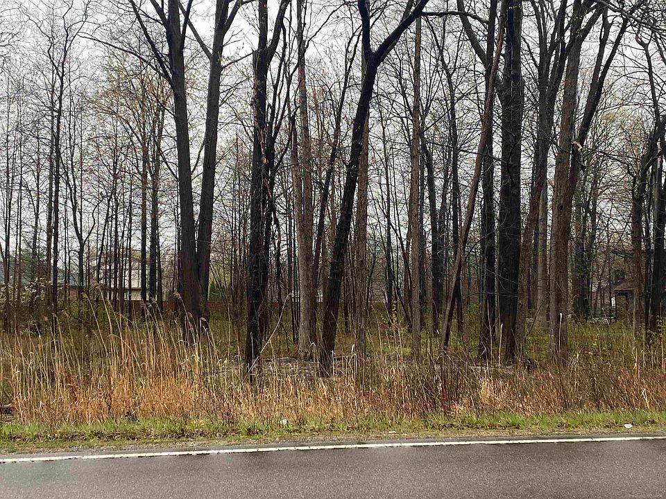 1st image of 47927 Brandenburg Dr