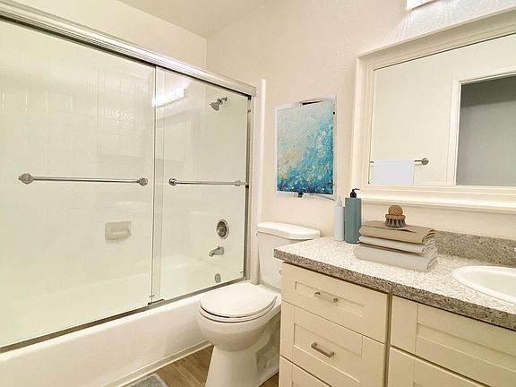 5th image of 1610 Park Ave APT 4
