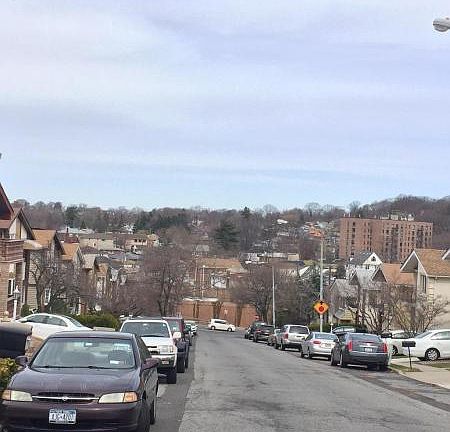 3rd image of 48 Hewitt Ave