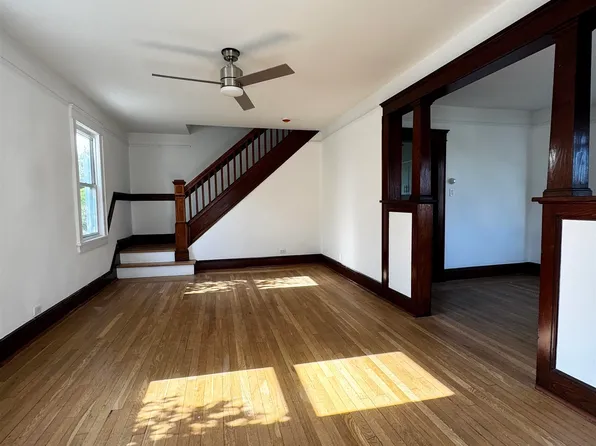 44 Hickory Ave, Bergenfield, NJ 07621