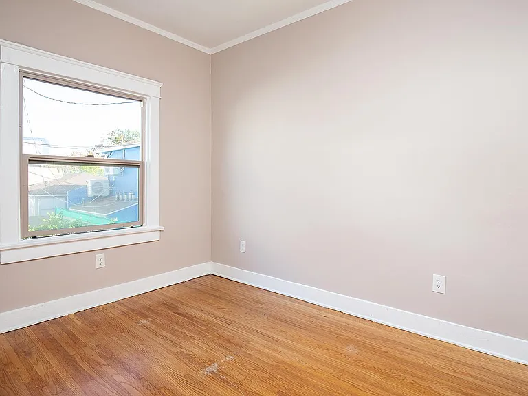 113A N Columbus Ave #A — Photo 14