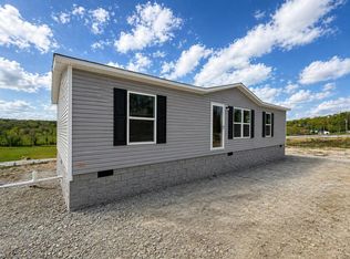 110 W Cedar Grove Rd, Irvine, KY 40336
