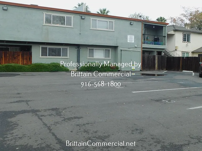 2818 O St #15 — Photo 18