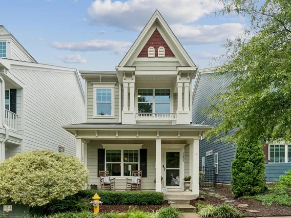 1623 Main Divide Dr, Wake Forest, NC 27587