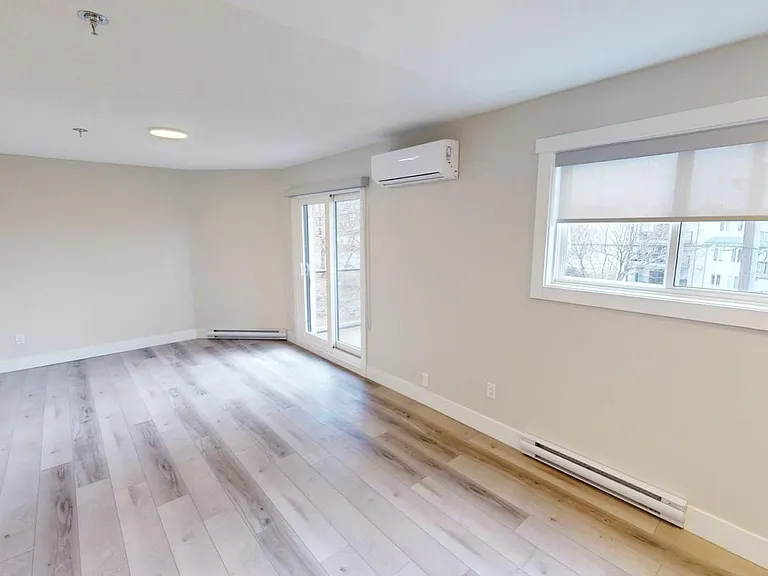6140 Lady Hammond Rd #302 — Photo 3