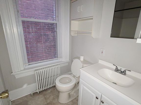 4th image of 616 Boissevain Ave #1