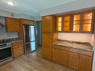 2413 Stuart Ct, Madison, WI 53704