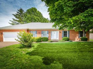 836 Crestwood Dr, Evansville, IN 47715