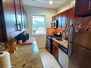 28-25 48th St #2R, Astoria, NY 11103
