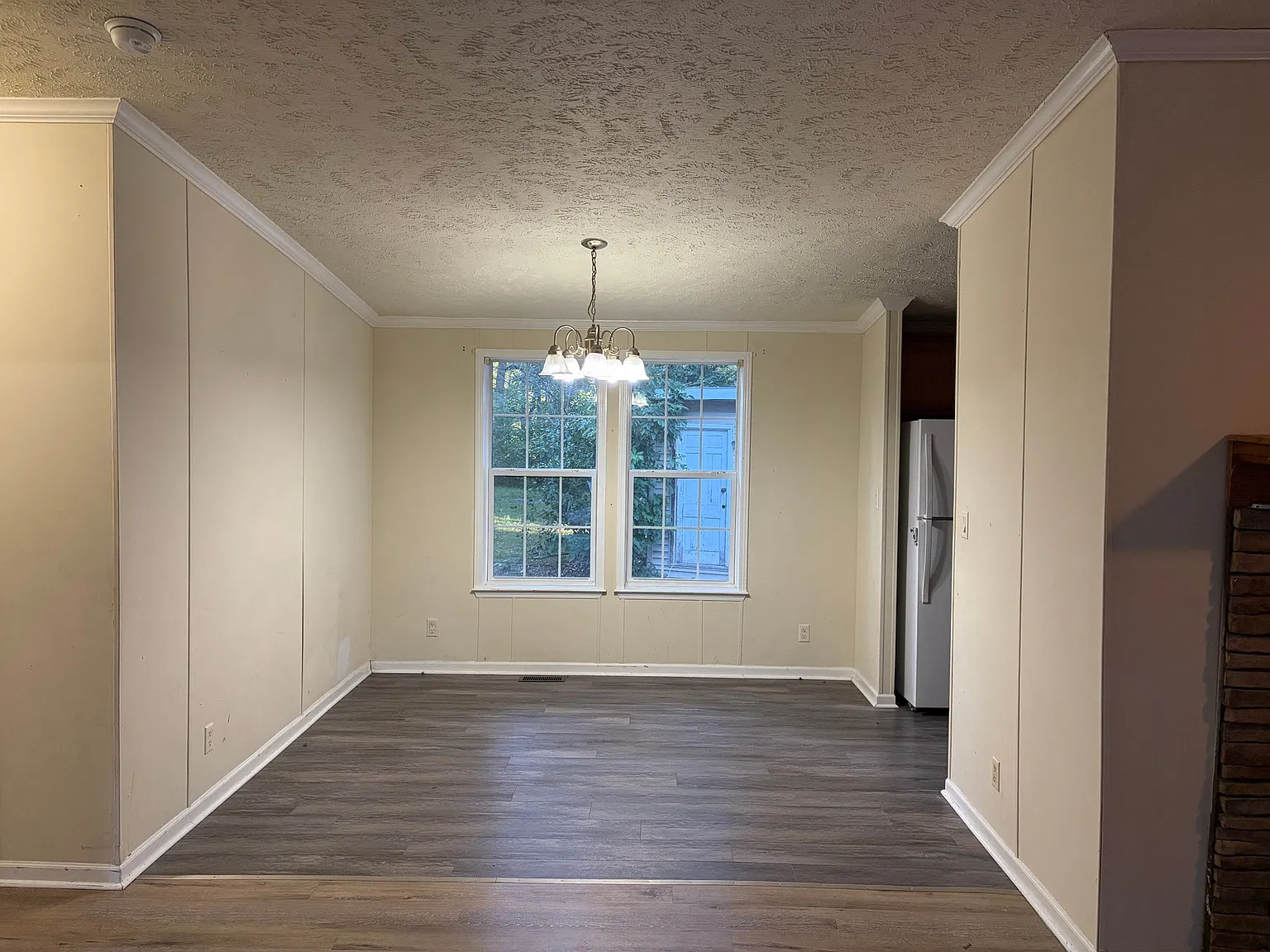 986 Puffenburger Ln — Photo 3