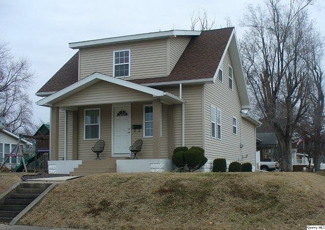 Home for Sale in Quincy, IL $152,900