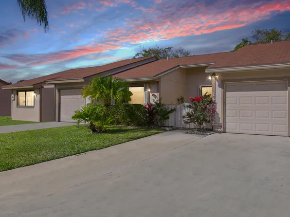 14 Walcott Drive, Boynton Beach, FL 33426