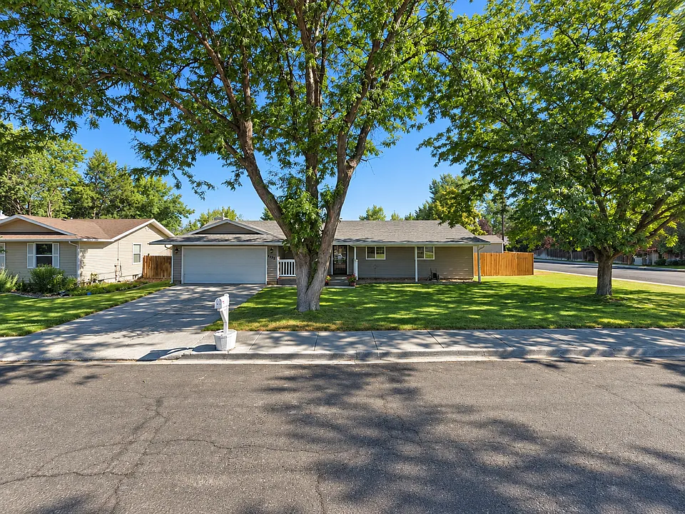 1785 Targhee Dr