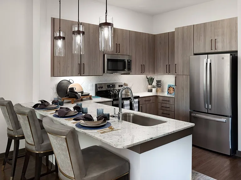 Everleigh Duluth 55+ Active Adult Apartments + — Photo 11