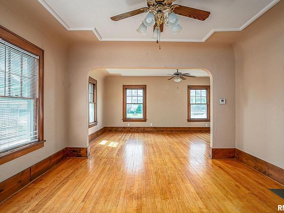 5th image of 342 W 30th St