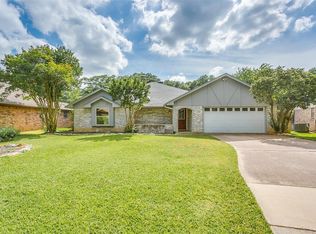 1309 Brookfield Ln, Mansfield, TX 76063