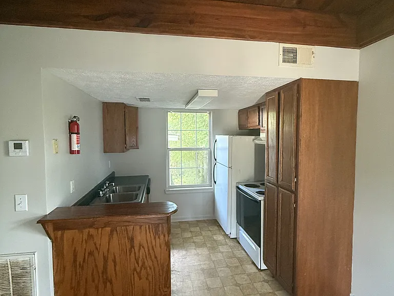 2445 Blackjack Rd — Photo 3