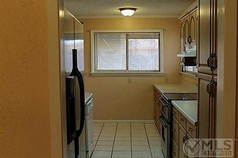 3rd image of 6302 Chapman Dr