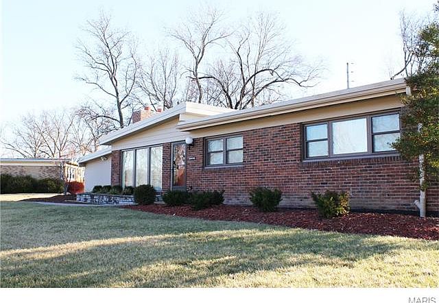 1st image of 8430 Louwen Dr