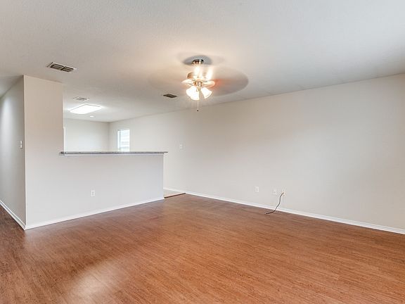 4th image of 14048 Firebush Ln