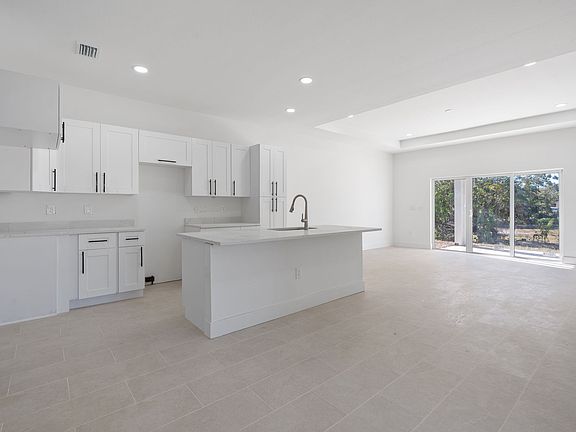 Kitchen (appliances will be delivered before move in)