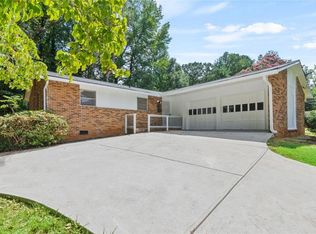 886 Forrest Cir SE, Atlanta, GA 30354