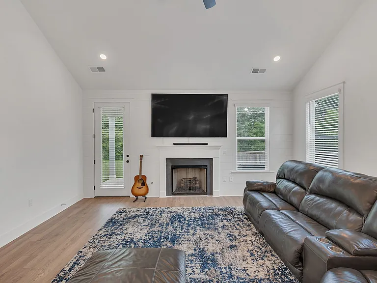 261 Cornice Dr — Photo 14