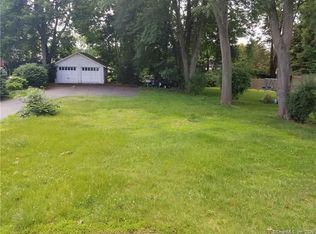 221 Ridge Rd, Middletown, CT 06457