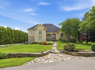 3 Sandpiper Dr, Westport, MA 02790