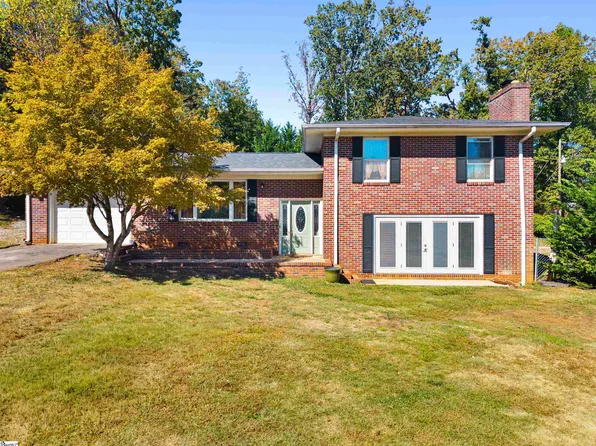 207 Judy Dr, Pickens, SC 29671