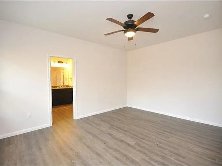 Muirfield Townhomes — Photo 18