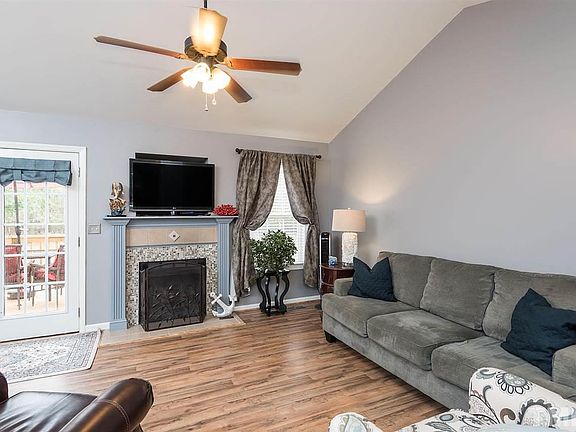 5th image of 3615 Ashton Glen Ln