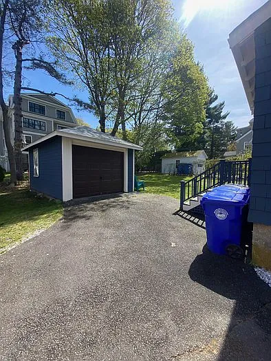Eliot Cres — Photo 34