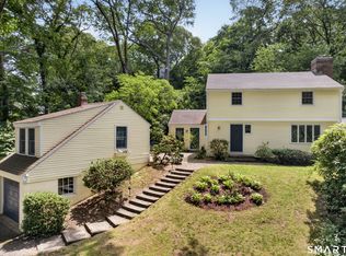 37 Sunset Ter, Essex, CT 06426