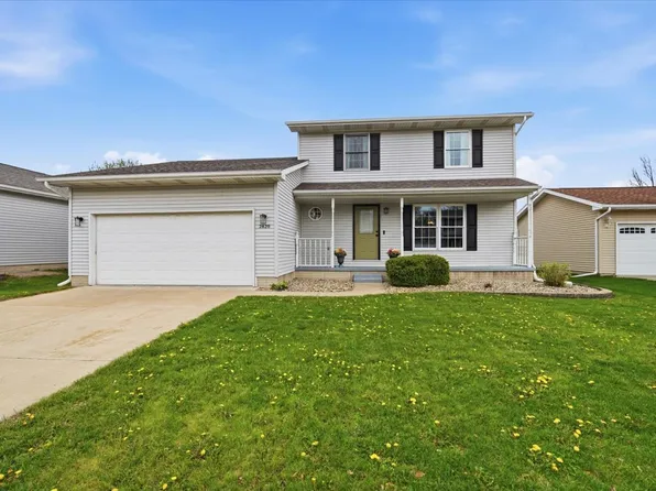 2820 Rutherford Dr, Bloomington, IL 61705