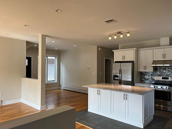 4th image of 133 N Railroad St #A