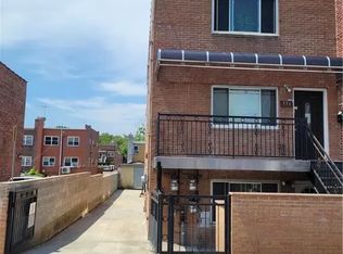 556 E 86th St, Brooklyn, NY 11236
