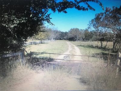 2100 Pine Knoll Rd, Bay City, TX, 77414