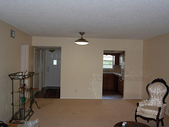 4th image of 2460 Franciscan Dr APT 52