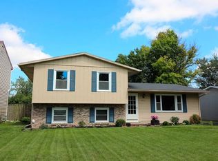 514 Indian Ridge Trl, Rossford, OH 43460