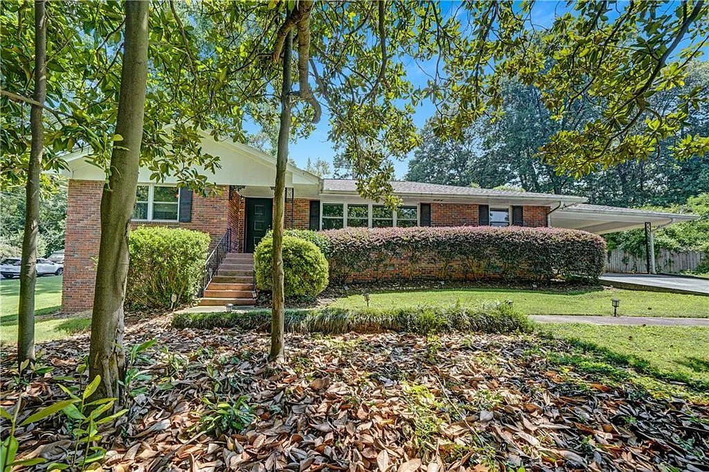 3 bed, 2.0 bath, 1886 sqft, $3,500 — Photo 4