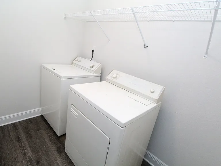 3865 Sandspur Ln — Photo 15