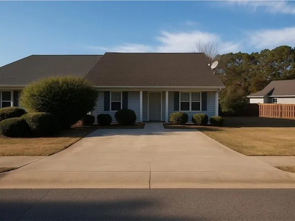 1750 Summerwoods Ln, Griffin, GA 30224