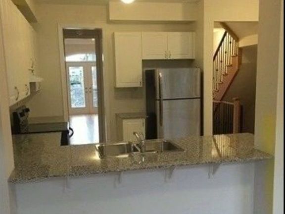 5th image of 85 Allegranza Ave