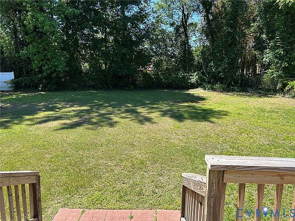 5th image of 2905 Irisdale Ave