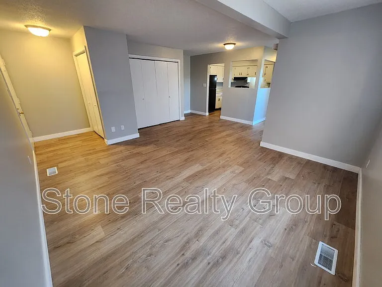 4480 S Sioux St #D — Photo 3